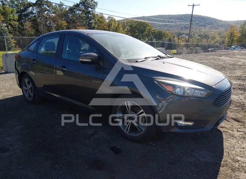 2017 Ford FOCUS фото