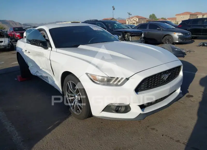 2017 Ford MUSTANG фото