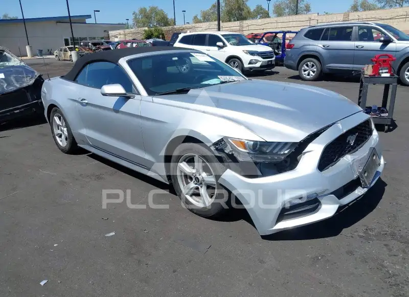 2017 Ford MUSTANG photo