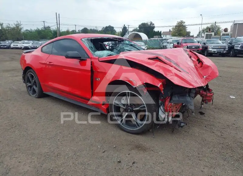 2017 Ford MUSTANG photo