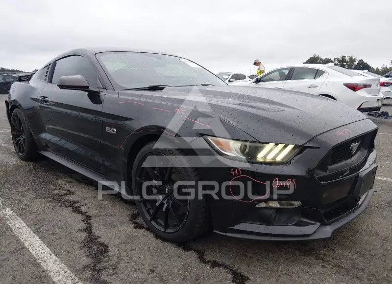 2017 Ford MUSTANG photo