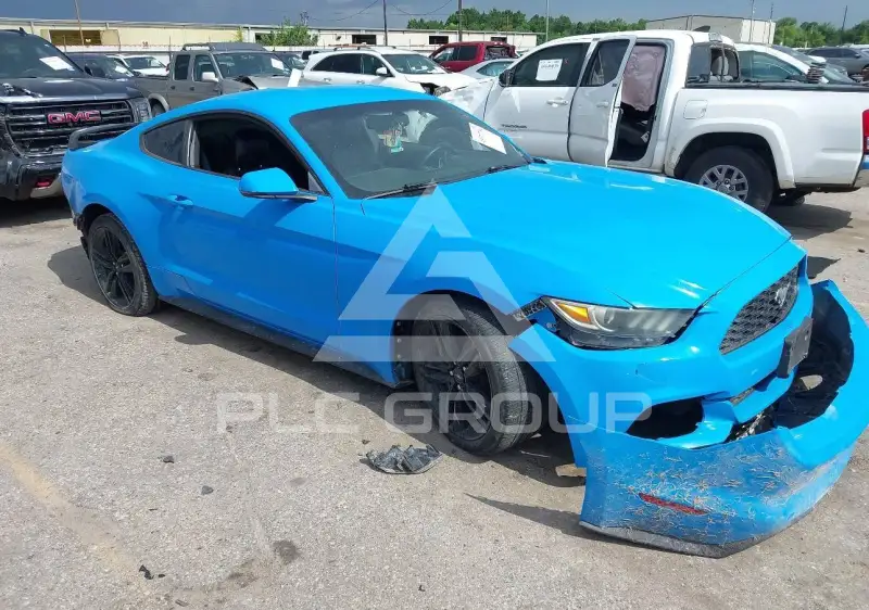 2017 Ford MUSTANG photo