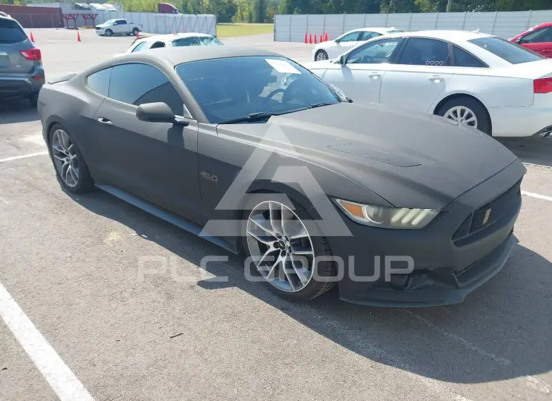 2017 Ford MUSTANG photo