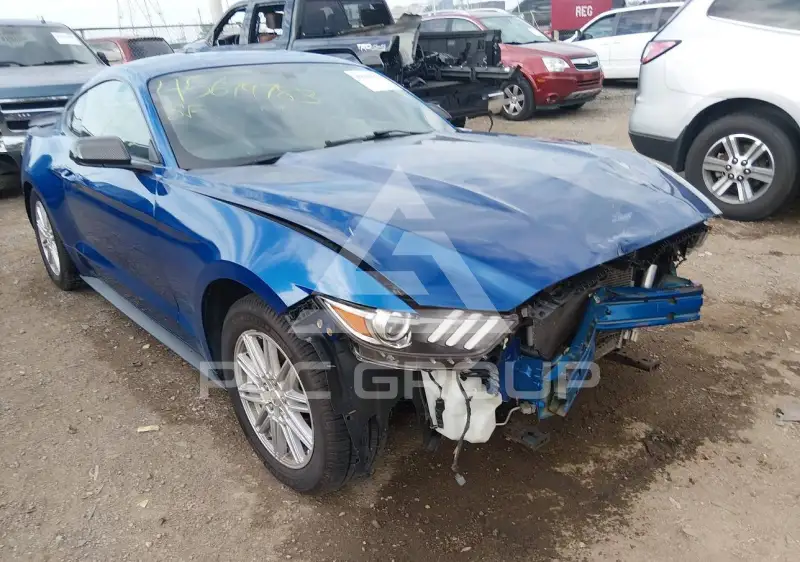 2017 Ford MUSTANG photo