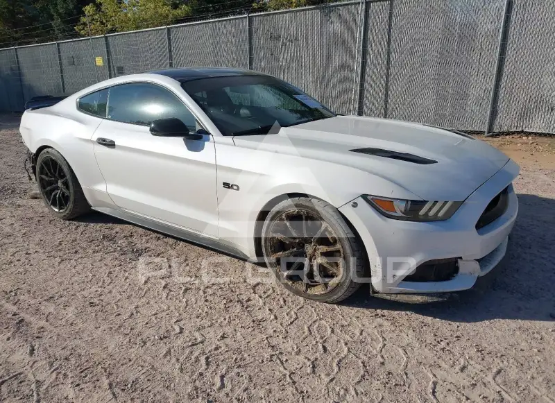 2017 Ford MUSTANG photo