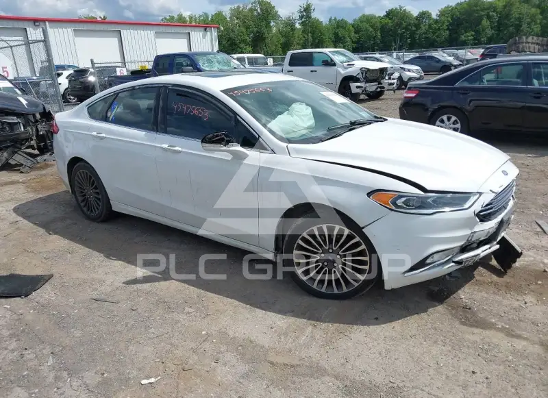 2017 Ford FUSION фото