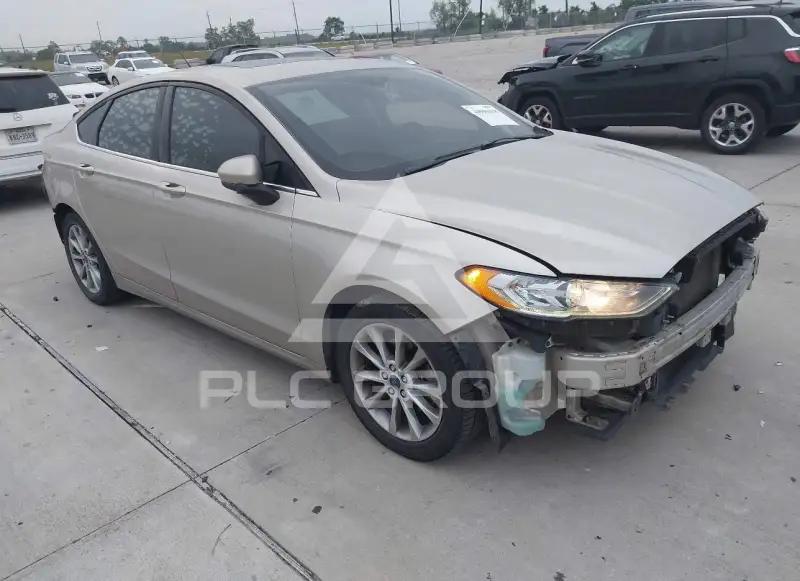 2017 Ford FUSION photo