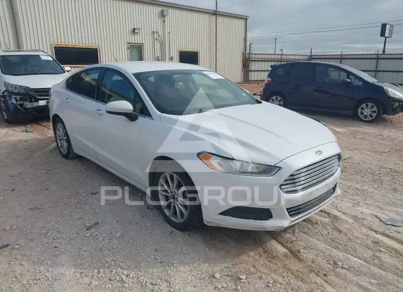 2017 Ford FUSION photo