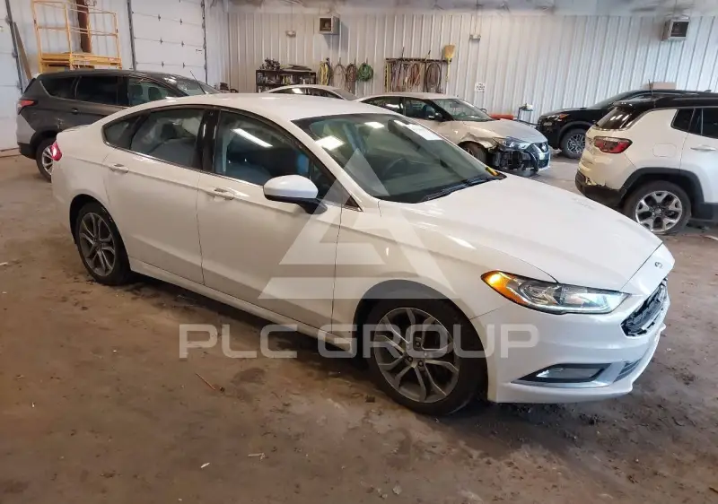 2017 Ford FUSION photo
