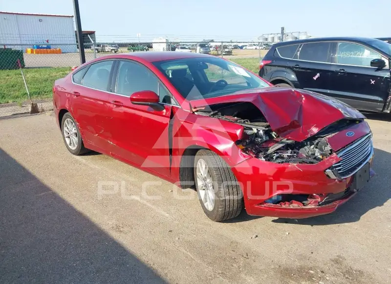 2017 Ford FUSION фото