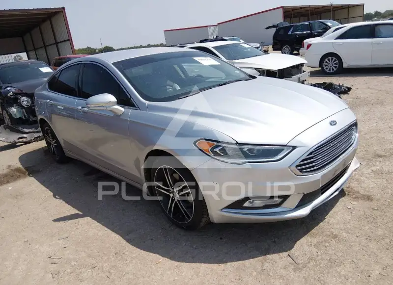 2017 Ford FUSION photo
