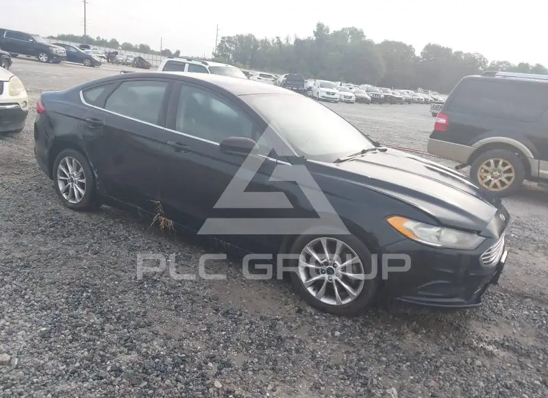 2017 Ford FUSION фото