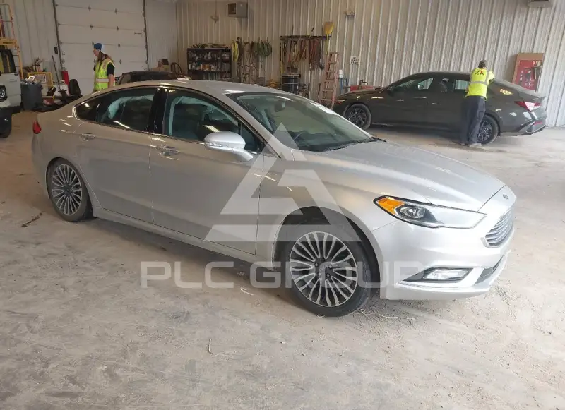 2017 Ford FUSION фото