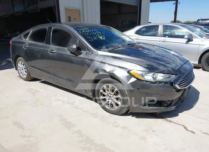 2017 Ford FUSION photo