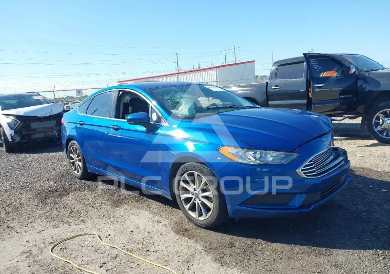 2017 Ford FUSION photo