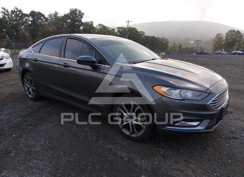 2017 Ford FUSION фото