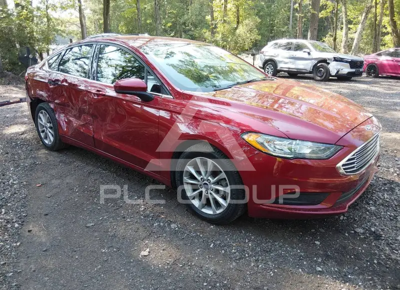 2017 Ford FUSION фото
