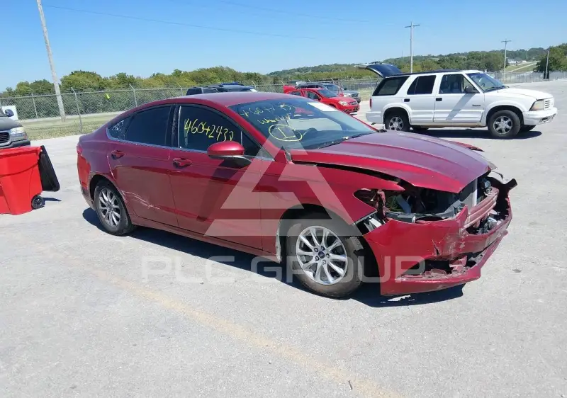 2017 Ford FUSION фото