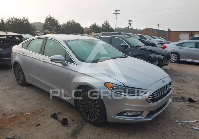 2017 Ford FUSION фото