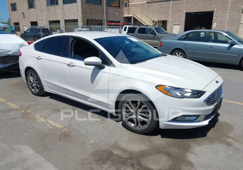 2017 Ford FUSION photo