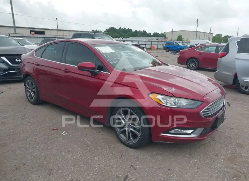 2017 Ford FUSION фото