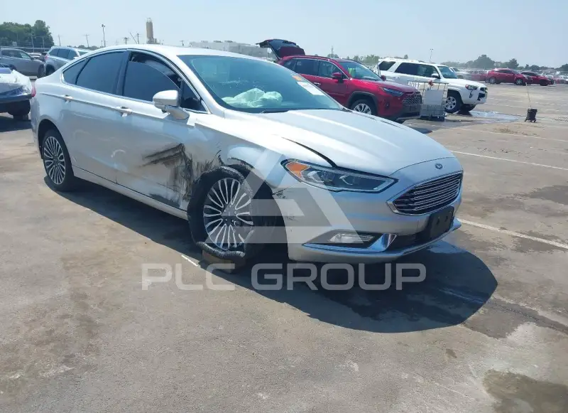 2017 Ford FUSION photo