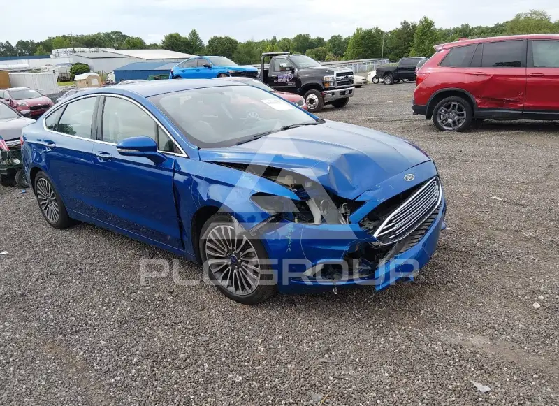 2017 Ford FUSION фото