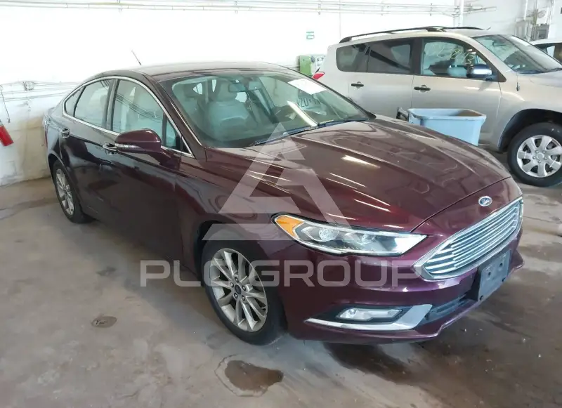 2017 Ford FUSION фото