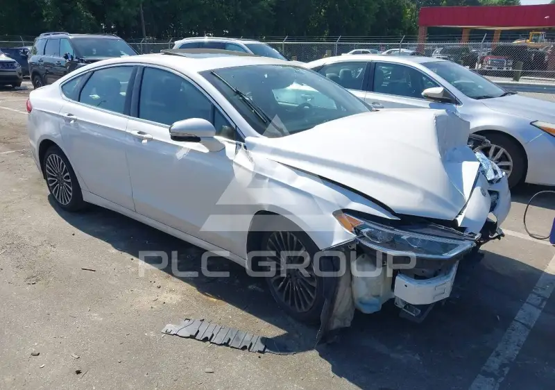 2017 Ford FUSION фото