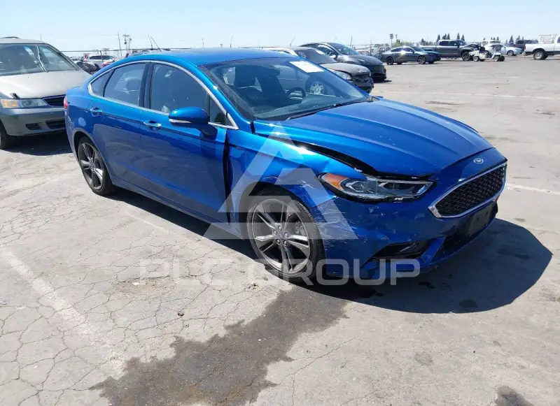 2017 Ford FUSION фото