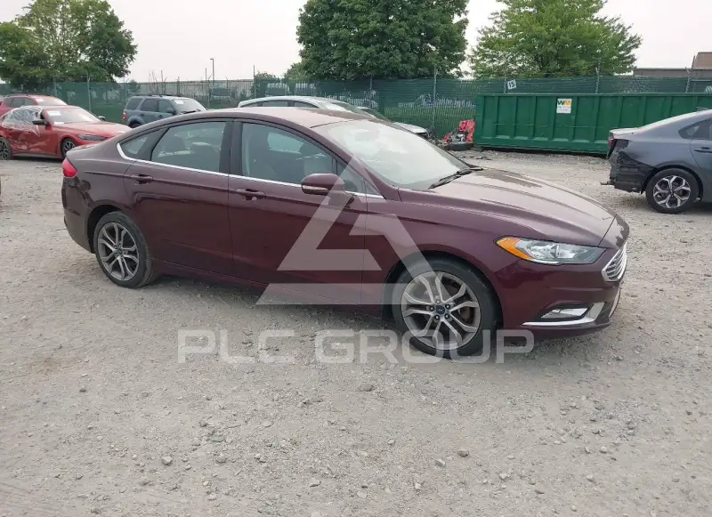 2017 Ford FUSION фото
