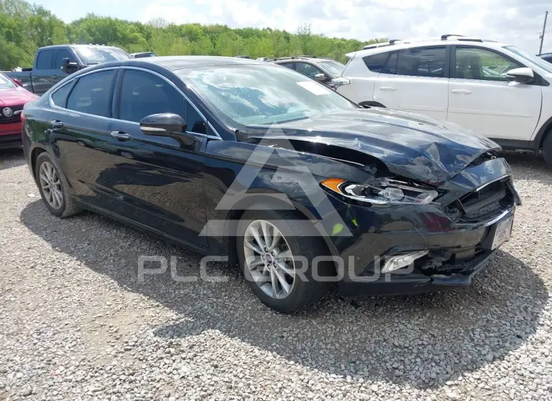 2017 Ford FUSION фото