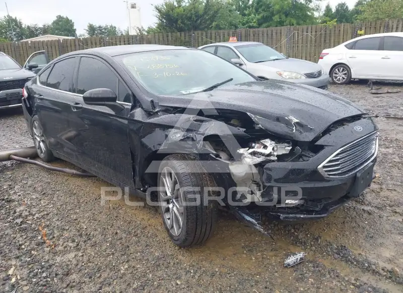 2017 Ford FUSION фото