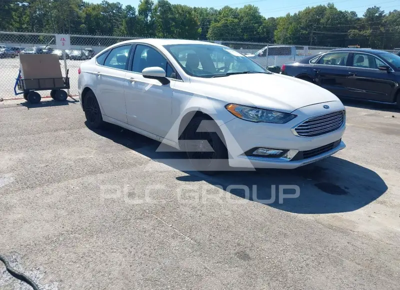 2017 Ford FUSION photo
