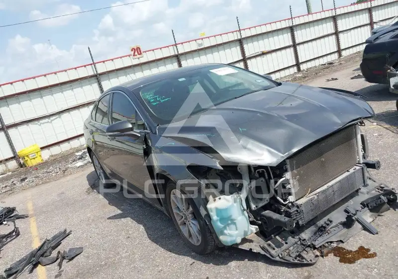 2017 Ford FUSION фото