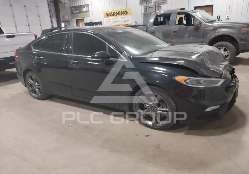 2017 Ford FUSION фото