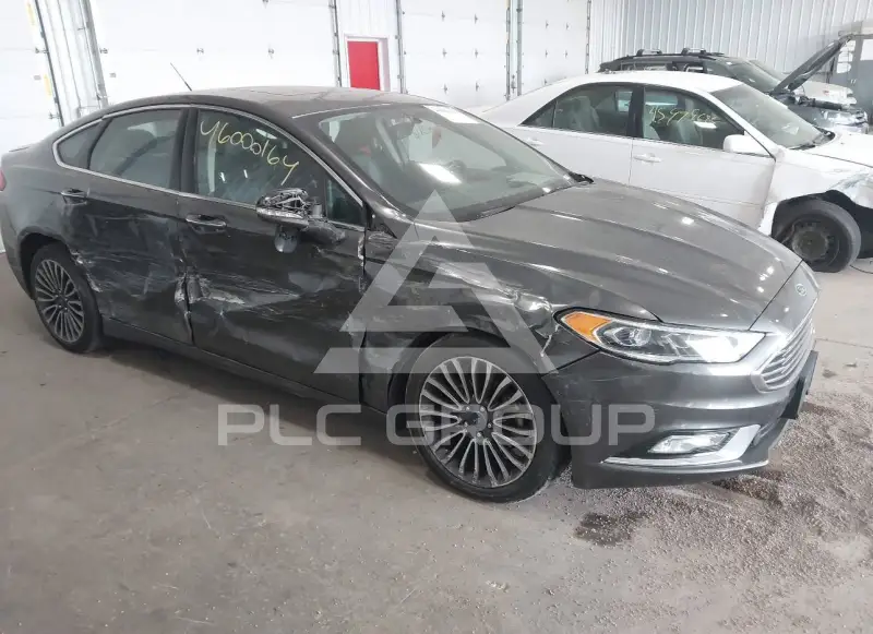 2017 Ford FUSION фото
