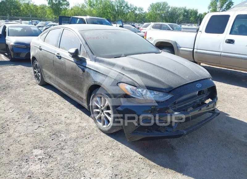 2017 Ford FUSION фото