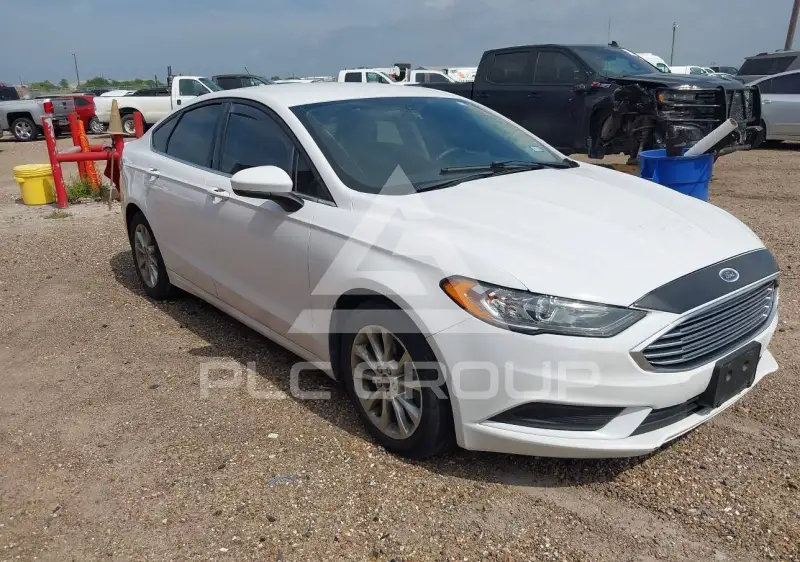 2017 Ford FUSION photo
