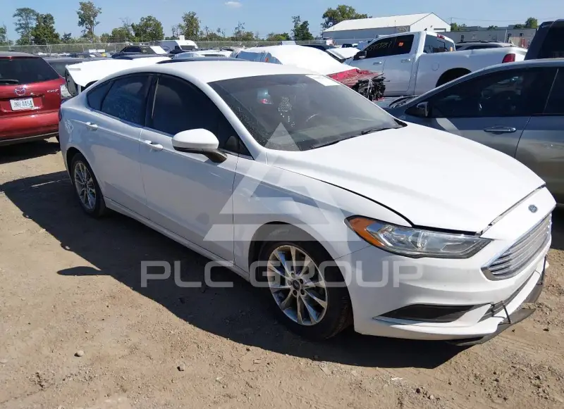 2017 Ford FUSION photo