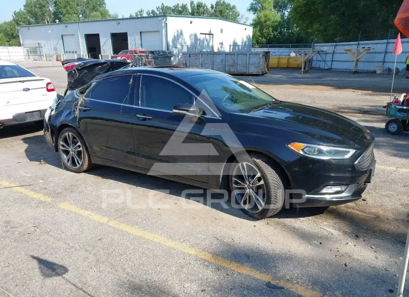 2017 Ford FUSION фото