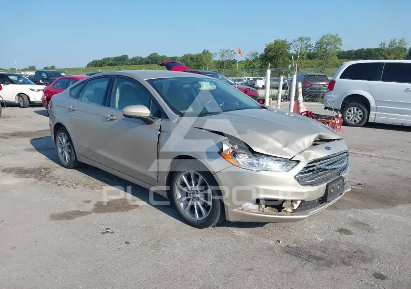 2017 Ford FUSION фото