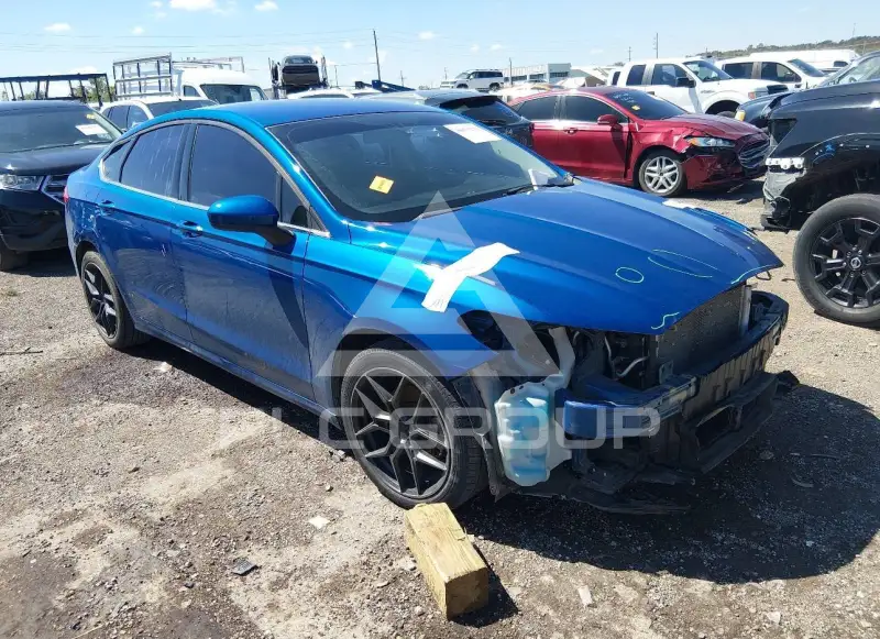 2017 Ford FUSION фото