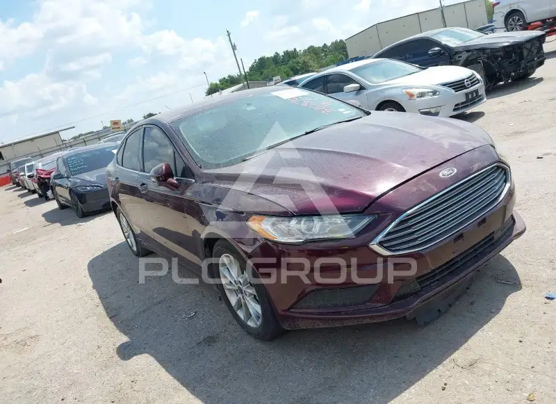 2017 Ford FUSION фото