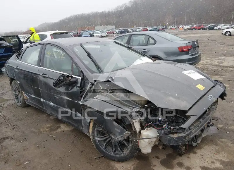 2017 Ford FUSION фото