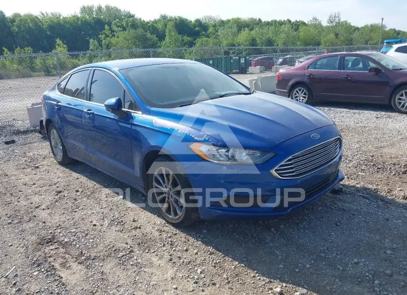 2017 Ford FUSION фото