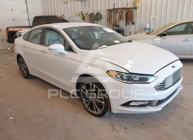 2017 Ford FUSION photo