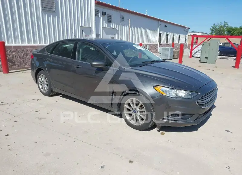2017 Ford FUSION photo