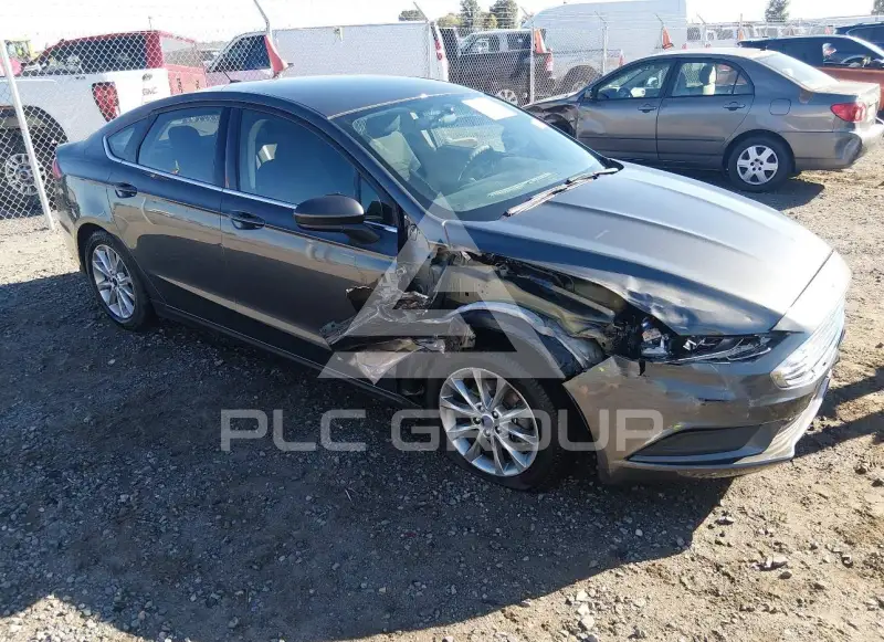 2017 Ford FUSION photo
