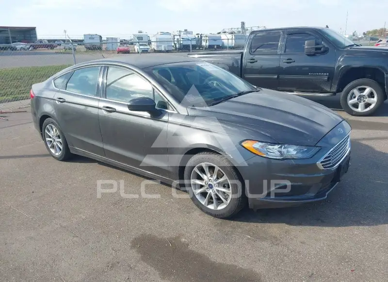 2017 Ford FUSION photo